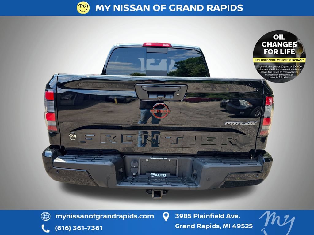 Used 2023 Nissan Frontier PRO-4X w/ Pro Convenience Package AWD/4WD image 7