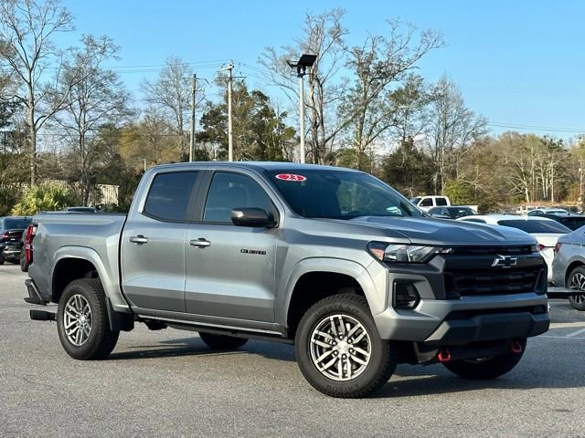 Used 2023 Chevrolet Colorado LT image 1