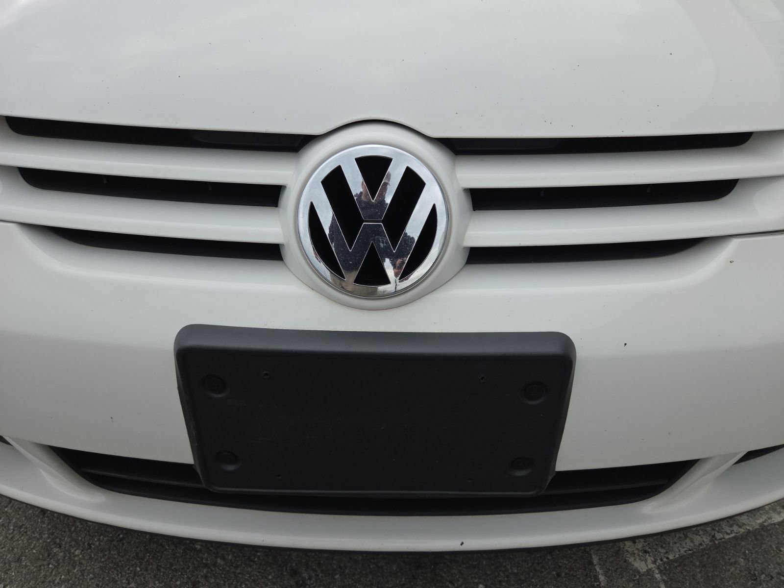 Used 2009 Volkswagen Rabbit S image 5
