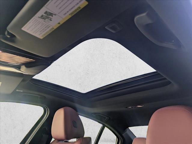 Used 2025 BMW 330i Sedan w/ Convenience Package RWD image 18