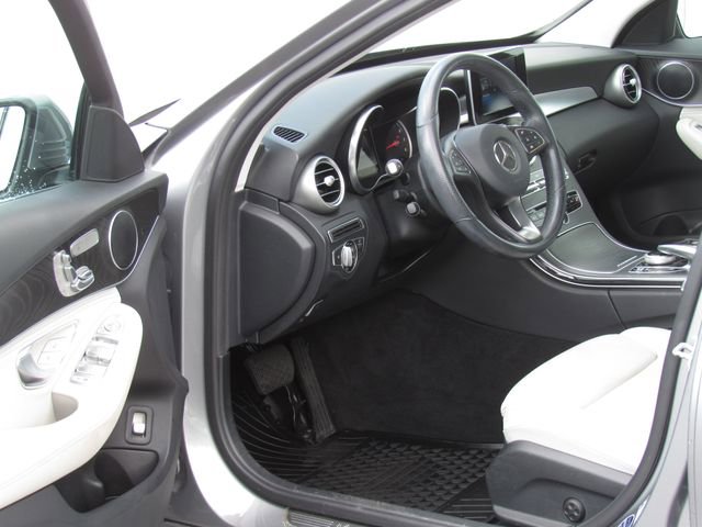 Used 2016 Mercedes-Benz C 300 4MATIC Sedan image 8