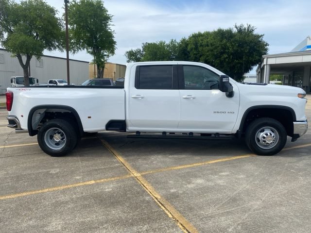 New 2026 Chevrolet Silverado 3500 LT AWD/4WD image 6