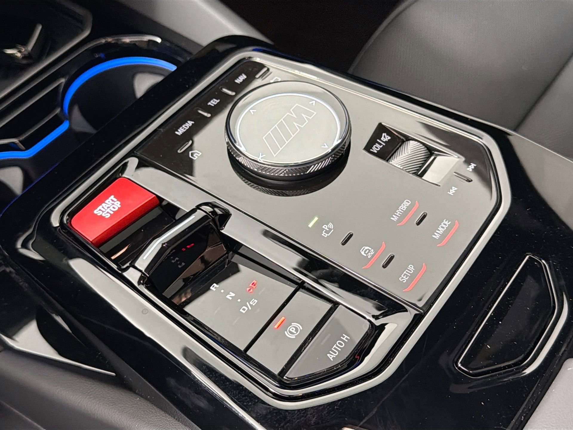 New 2026 BMW M5 w/ Executive Package image 16