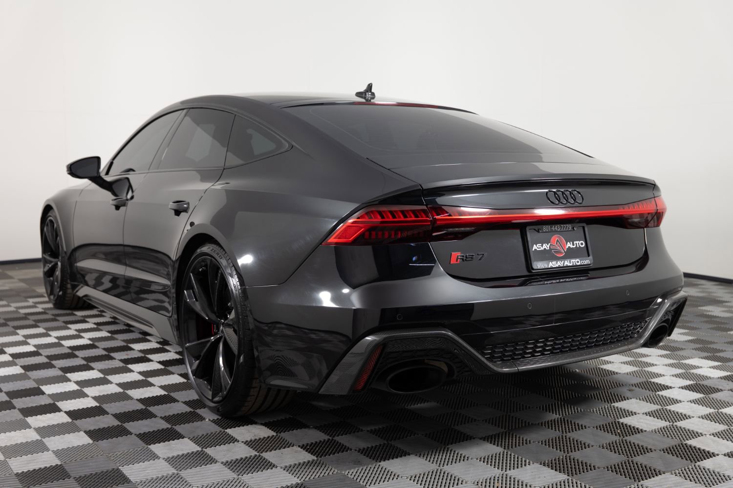 Used 2021 Audi RS 7 Sportback w/ Carbon Optic Package AWD/4WD image 5