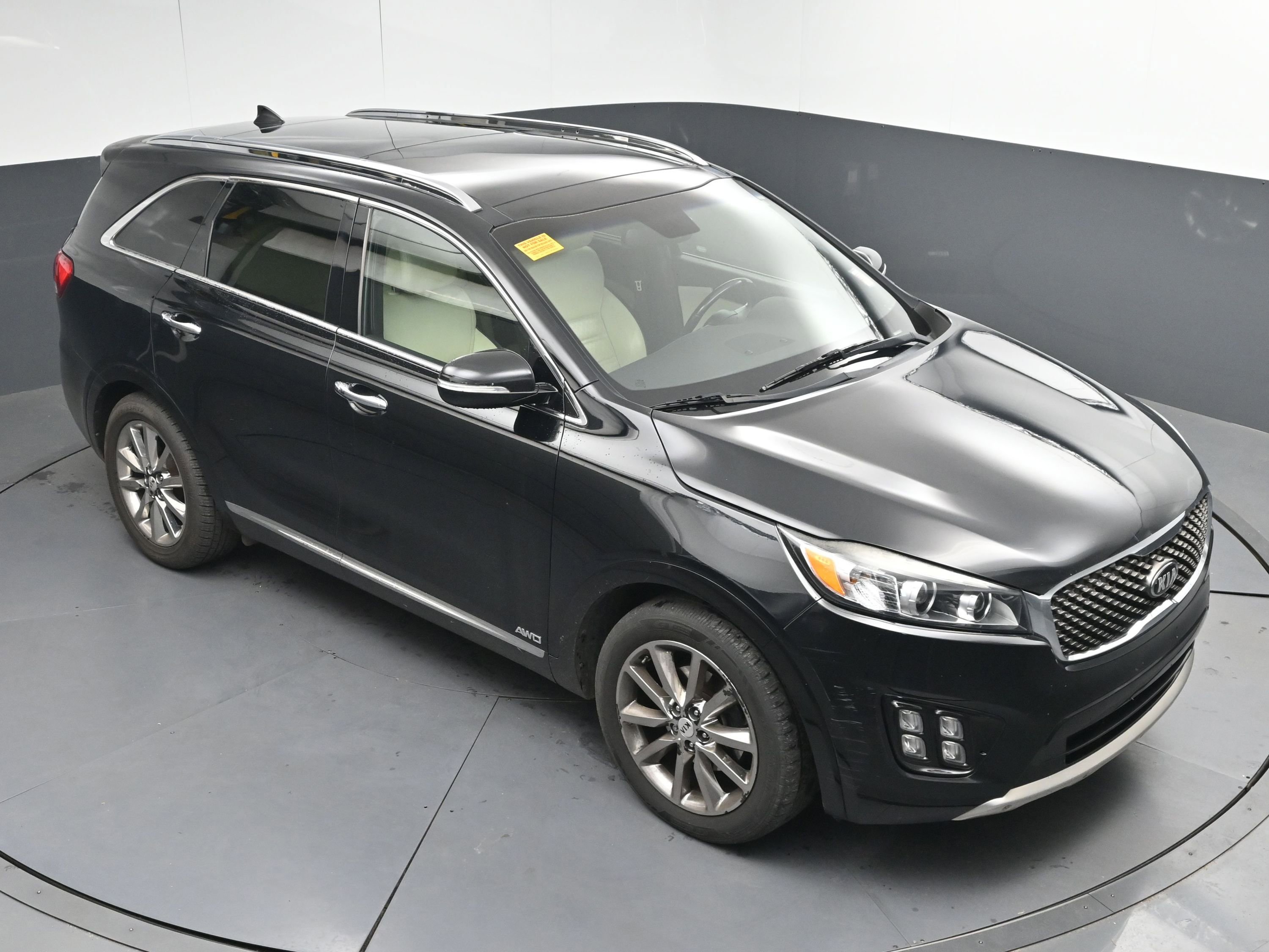 Used 2016 Kia Sorento SX image 32