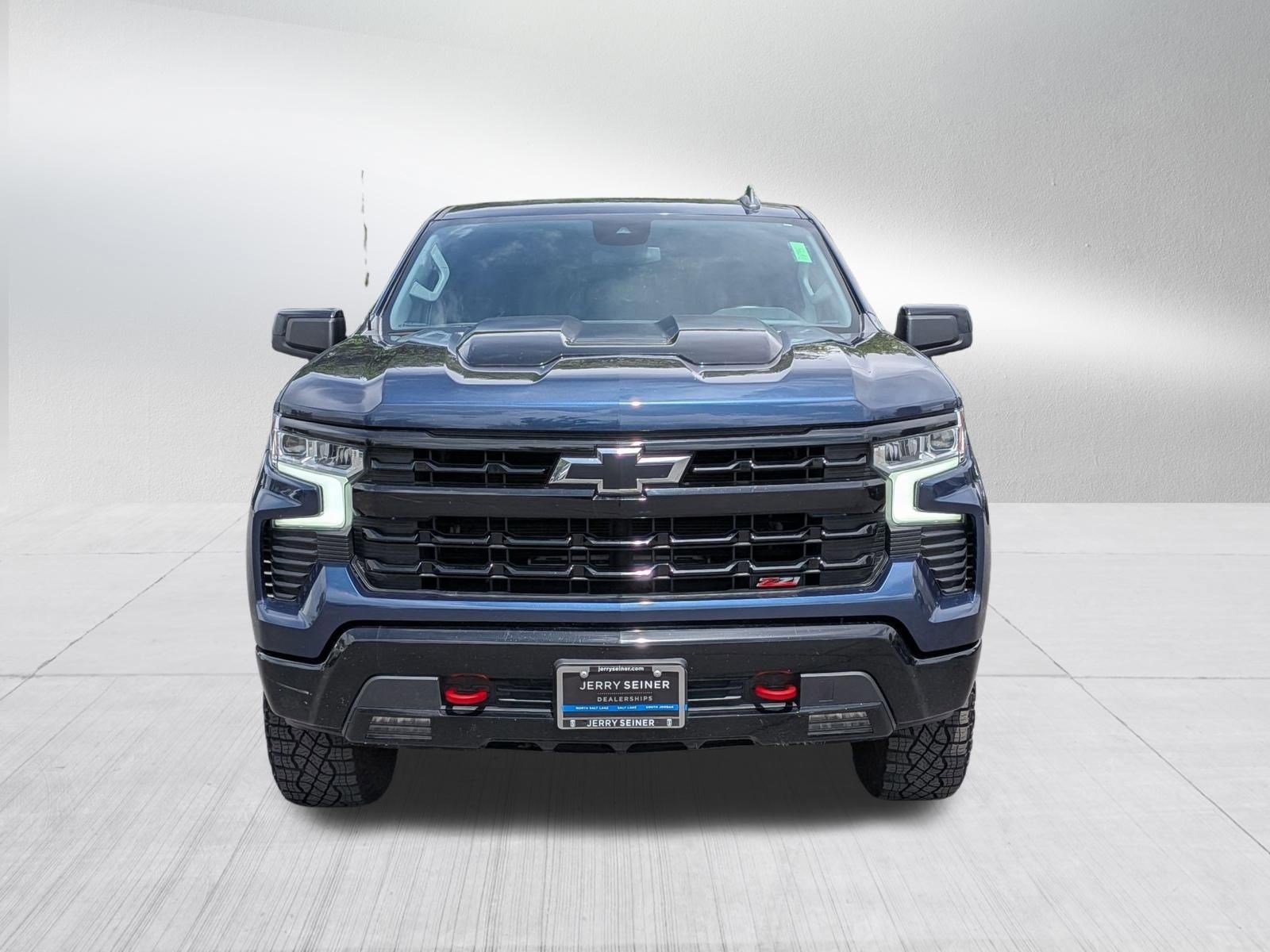 Used 2023 Chevrolet Silverado 1500 LT Trail Boss AWD/4WD image 8
