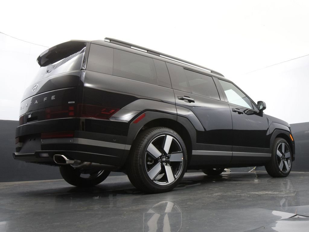 Used 2025 Hyundai Santa Fe Limited image 37