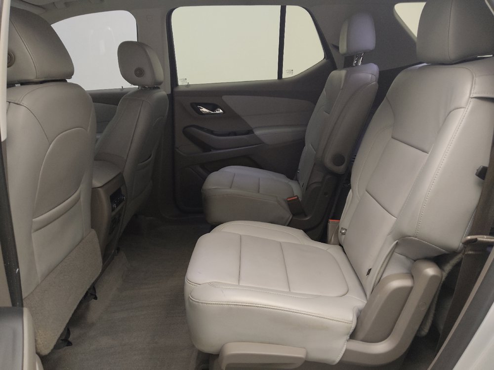 Used 2019 Chevrolet Traverse LT w/ LT Premium Package FWD image 18