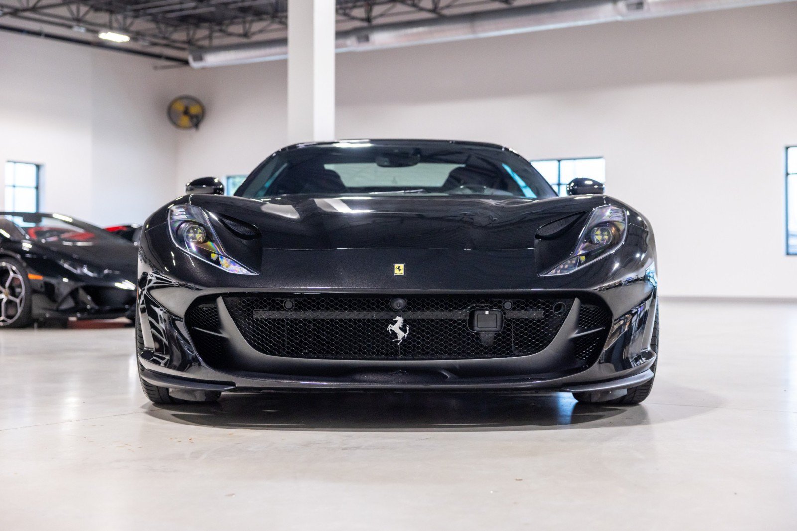 Used 2021 Ferrari 812 GTS RWD image 2