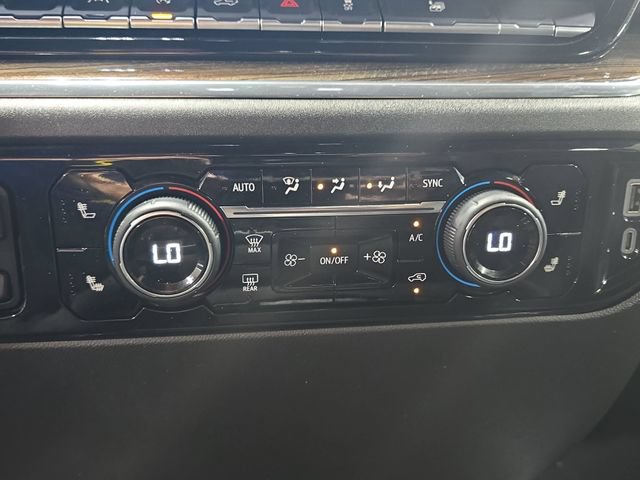 Used 2025 Chevrolet Silverado 1500 LT AWD/4WD image 24