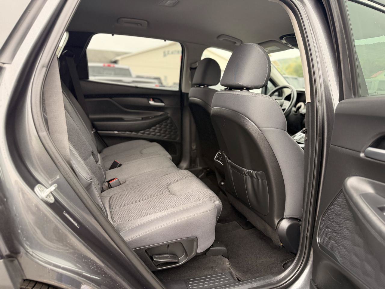 Used 2021 Hyundai Santa Fe SEL w/ Convenience Package AWD/4WD image 17