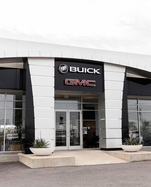 Used 2023 Buick Envision Essence w/ Sport Touring Package image 22