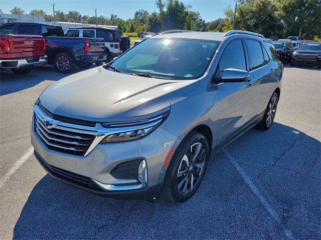 Used 2023 Chevrolet Equinox Premier image 2