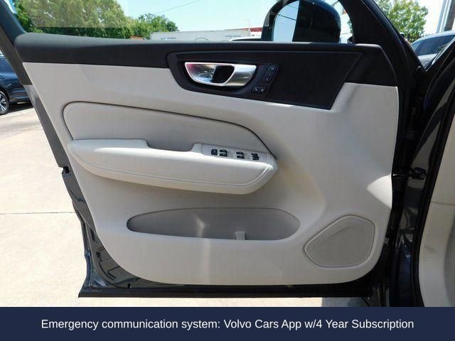 New 2025 Volvo XC60 B5 Plus w/ Protection Package Premier image 12