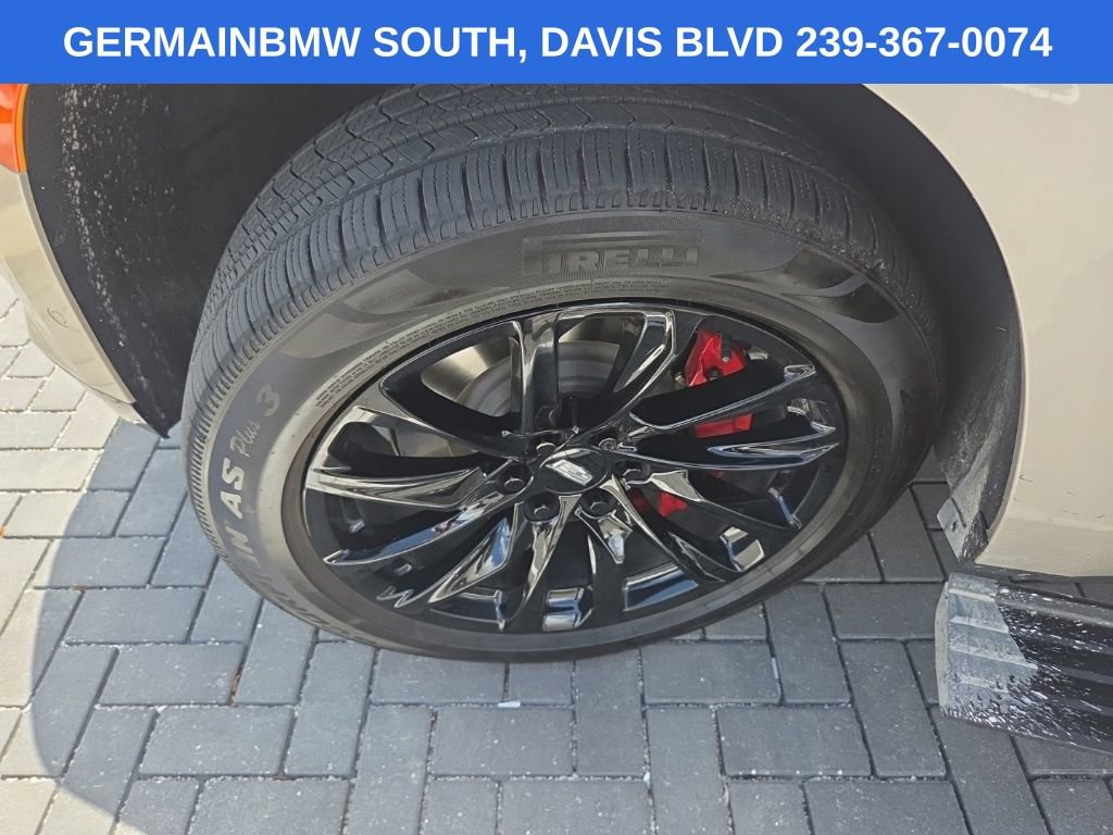 Used 2022 Cadillac Escalade ESV Sport Platinum w/ LPO, ONYX Package AWD/4WD image 22