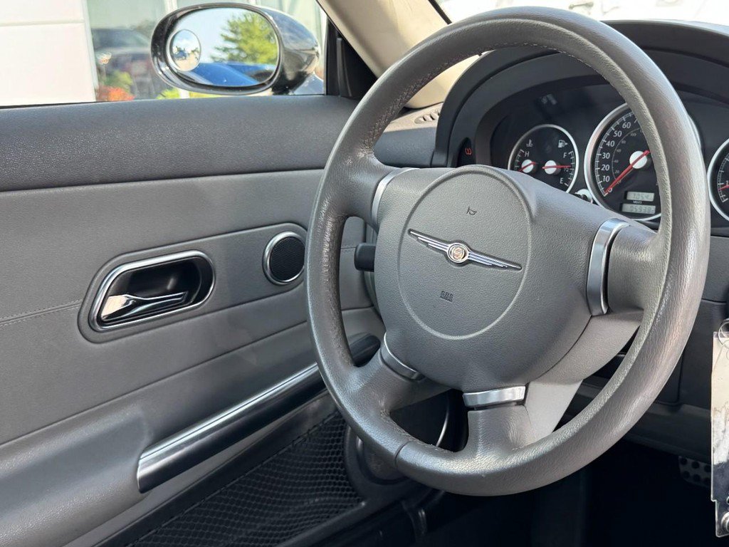 Used 2008 Chrysler Crossfire Limited RWD image 15
