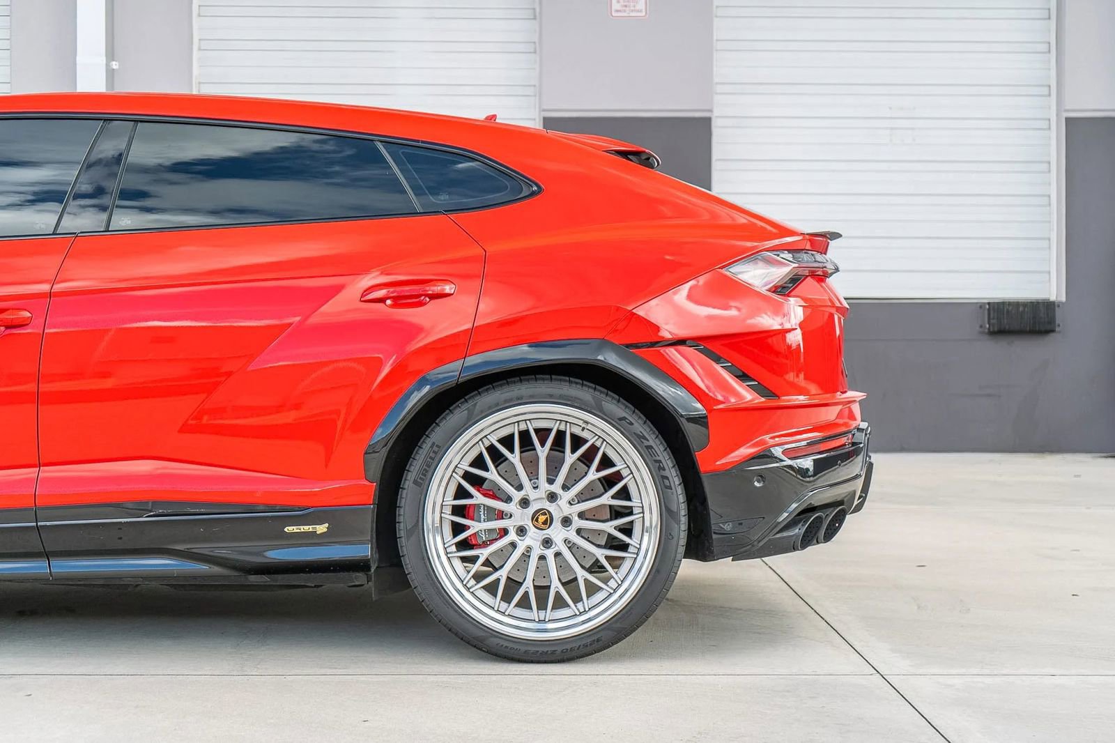 Used 2023 Lamborghini Urus S AWD/4WD image 5