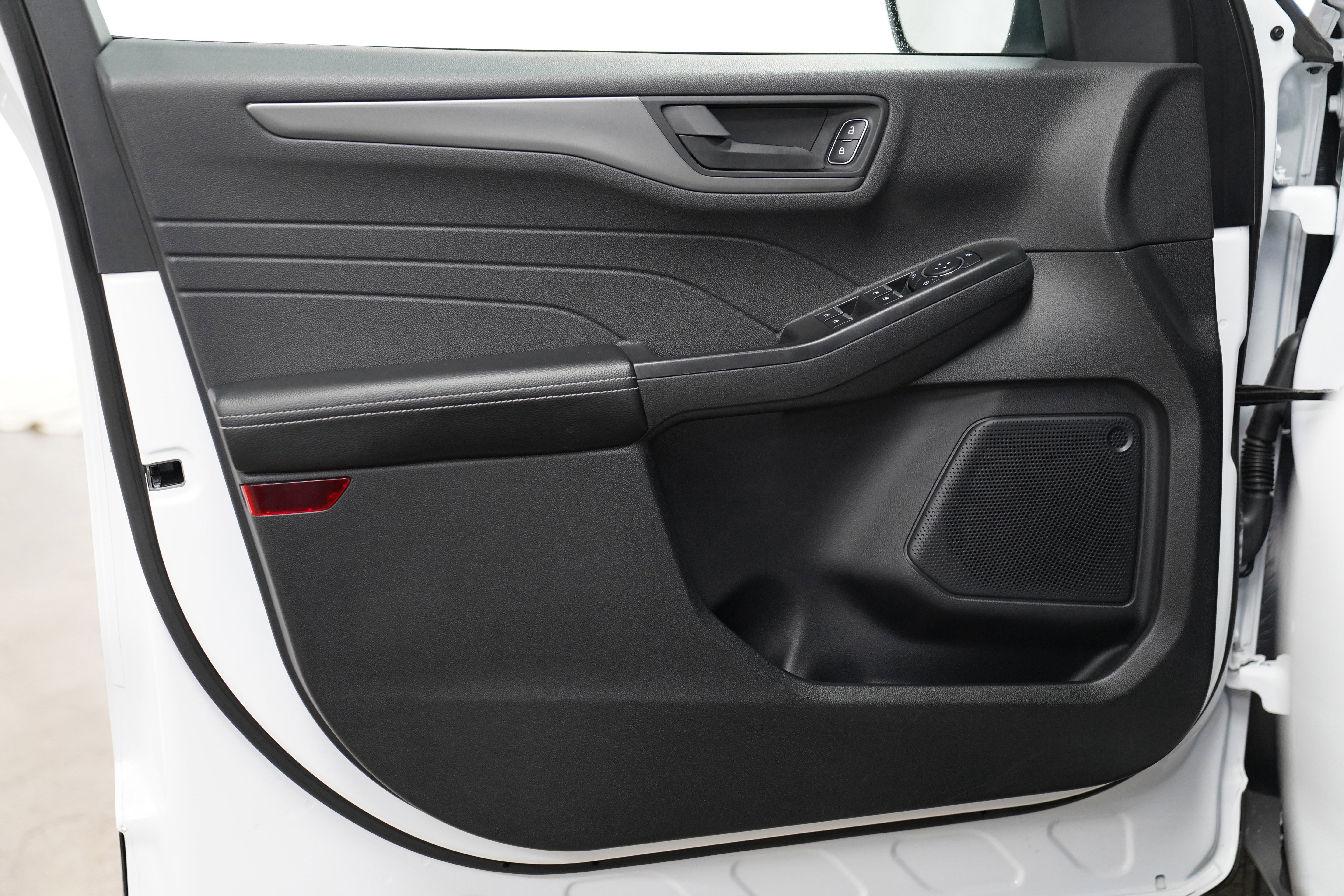 Used 2025 Ford Escape Active image 16