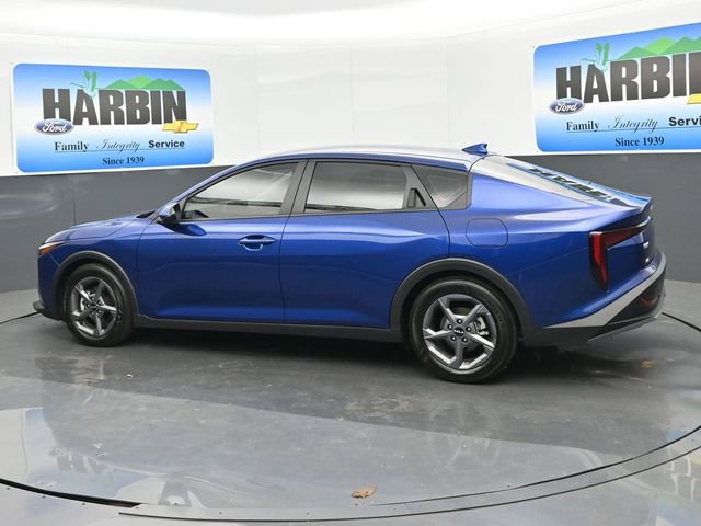 Used 2025 Kia K4 LXS image 3