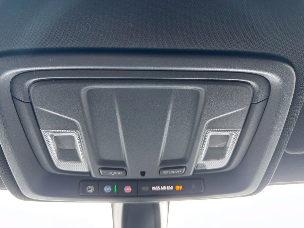 Used 2021 GMC Sierra 1500 AT4 image 25