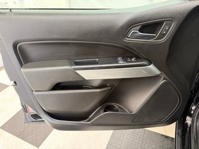 Used 2022 Chevrolet Colorado LT w/ Fleet Safety Package image 13