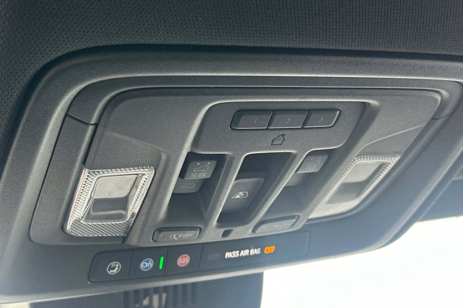 Certified 2023 Chevrolet Silverado 1500 ZR2 w/ Technology Package image 18