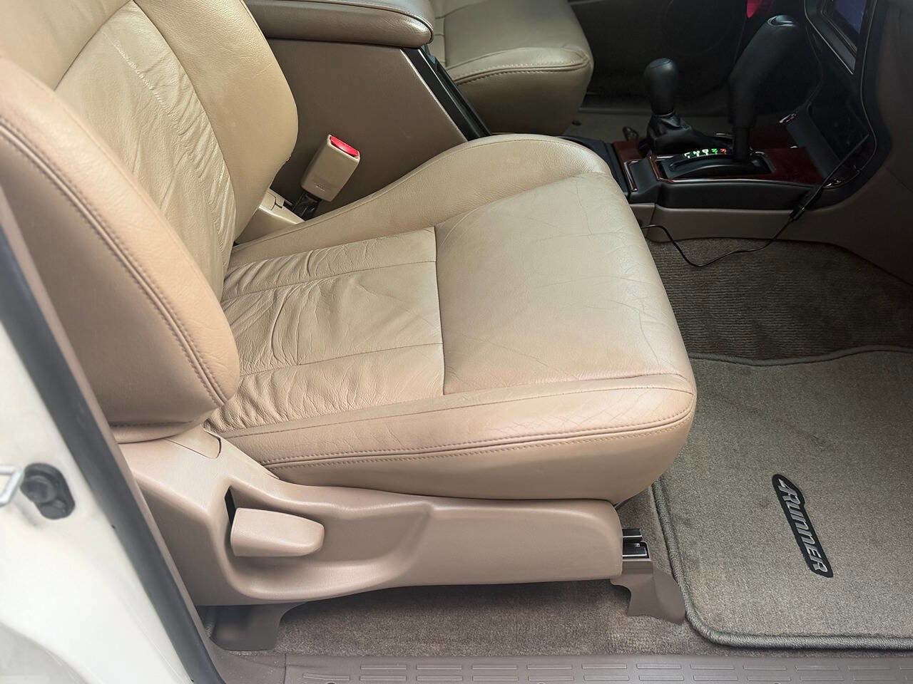 Used 2001 Toyota 4Runner SR5 image 68