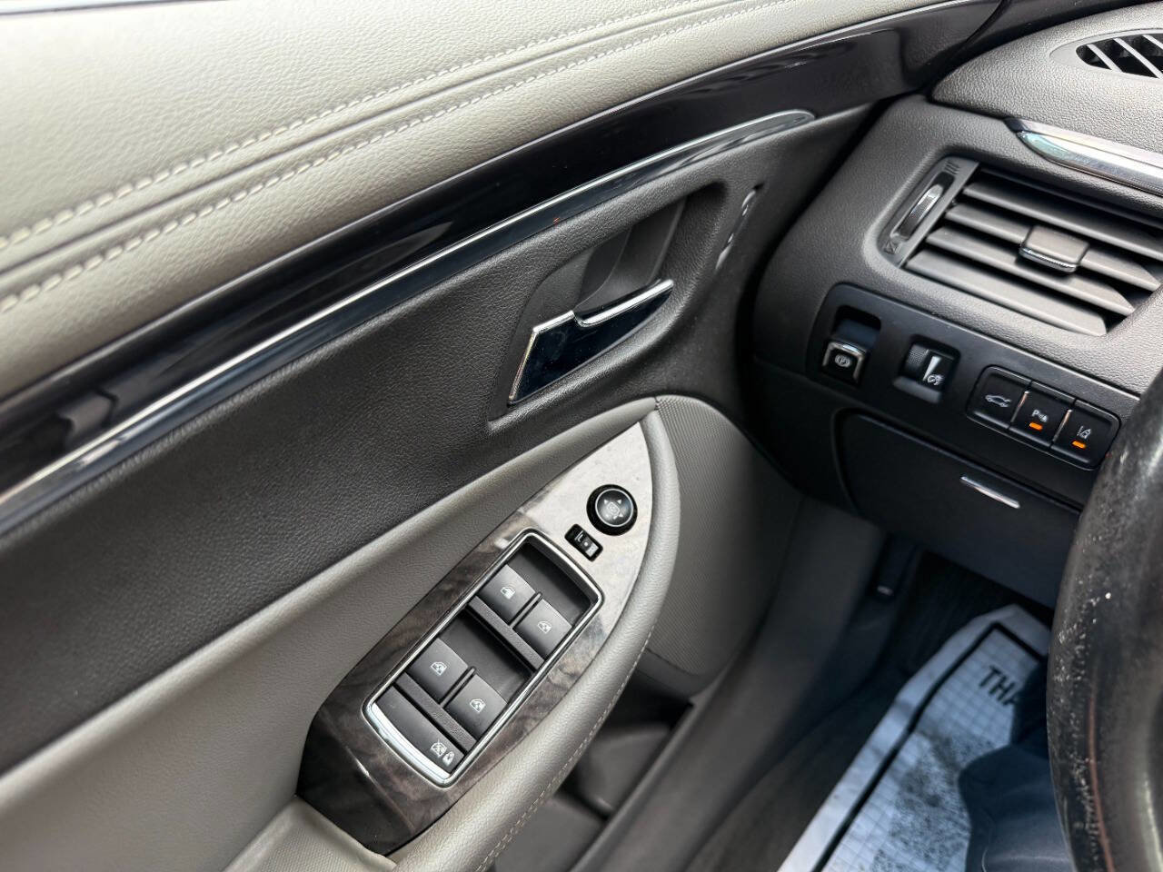 Used 2015 Chevrolet Impala LTZ FWD image 49