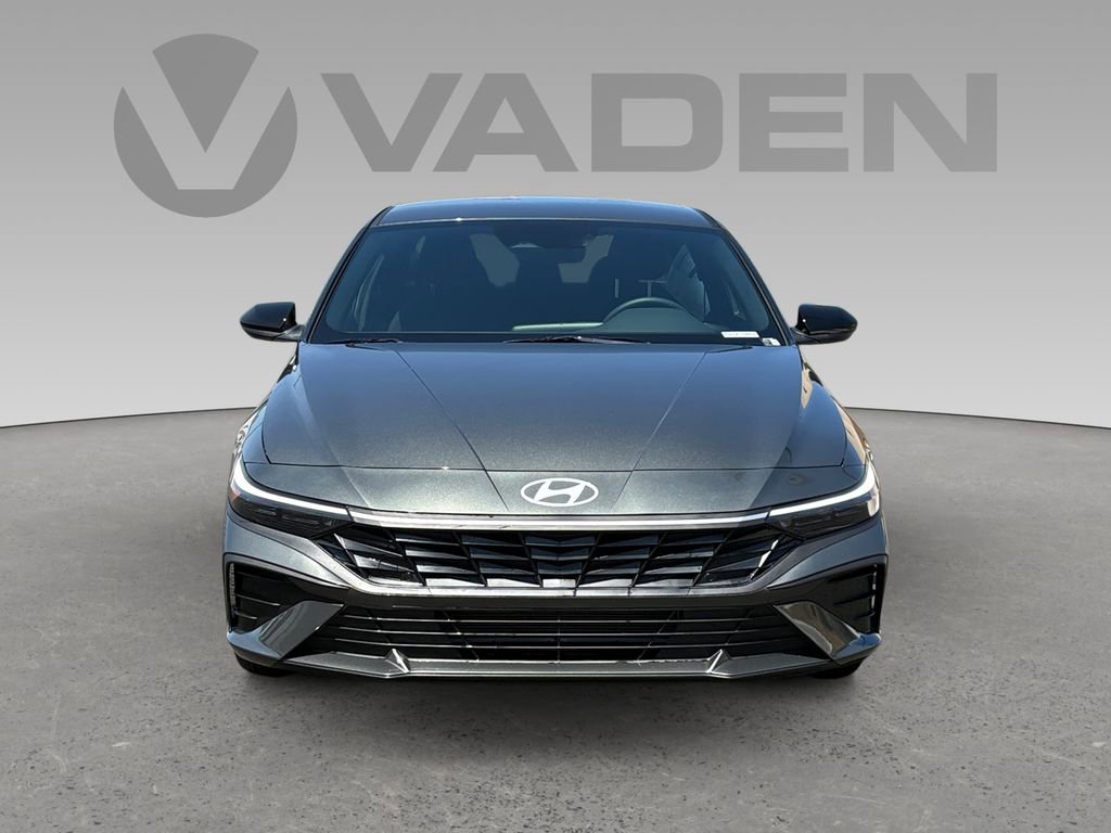 New 2026 Hyundai Elantra Sport FWD image 21