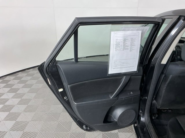 Used 2012 MAZDA MAZDA3 i Touring image 23