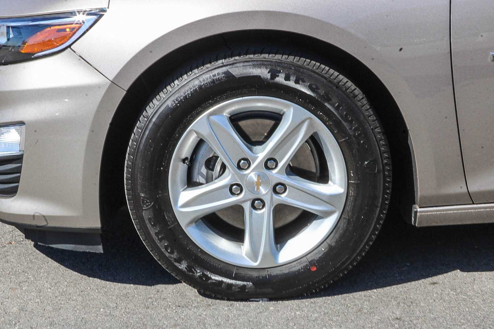 Used 2024 Chevrolet Malibu LS FWD image 11