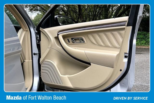 Used 2018 Ford Taurus Limited FWD image 29