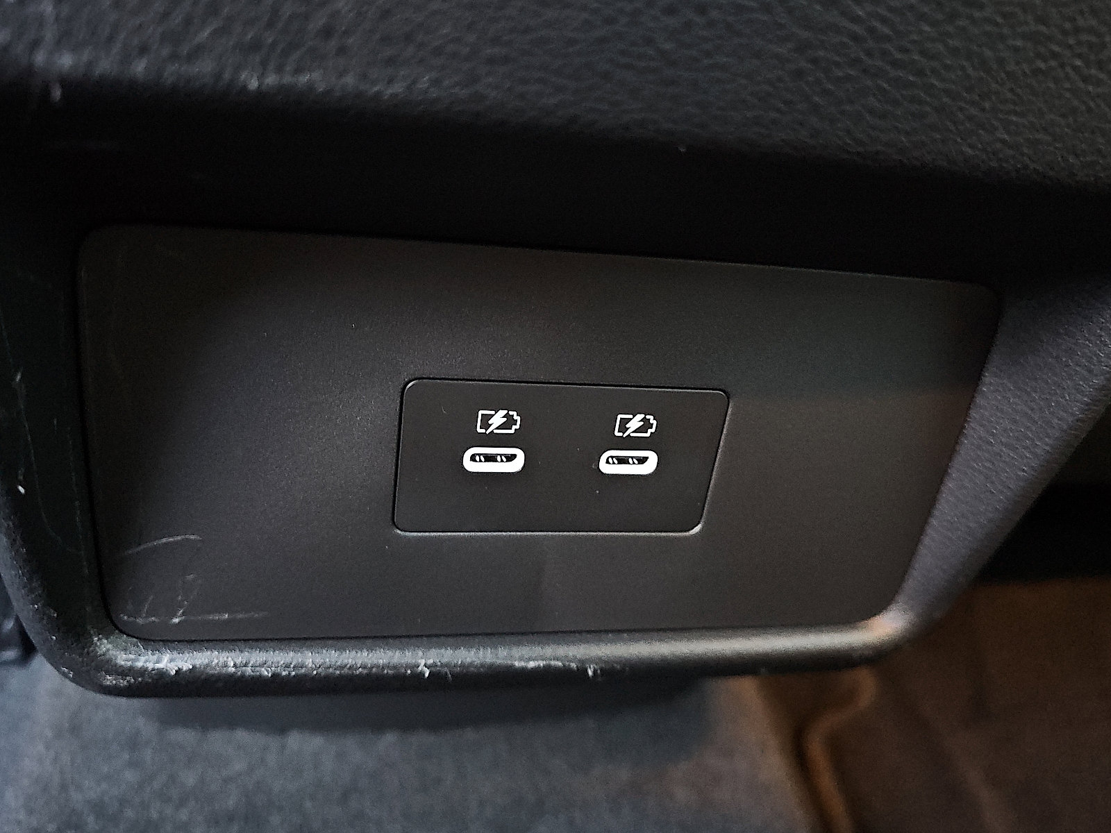 Certified 2025 Nissan Rogue SV image 11