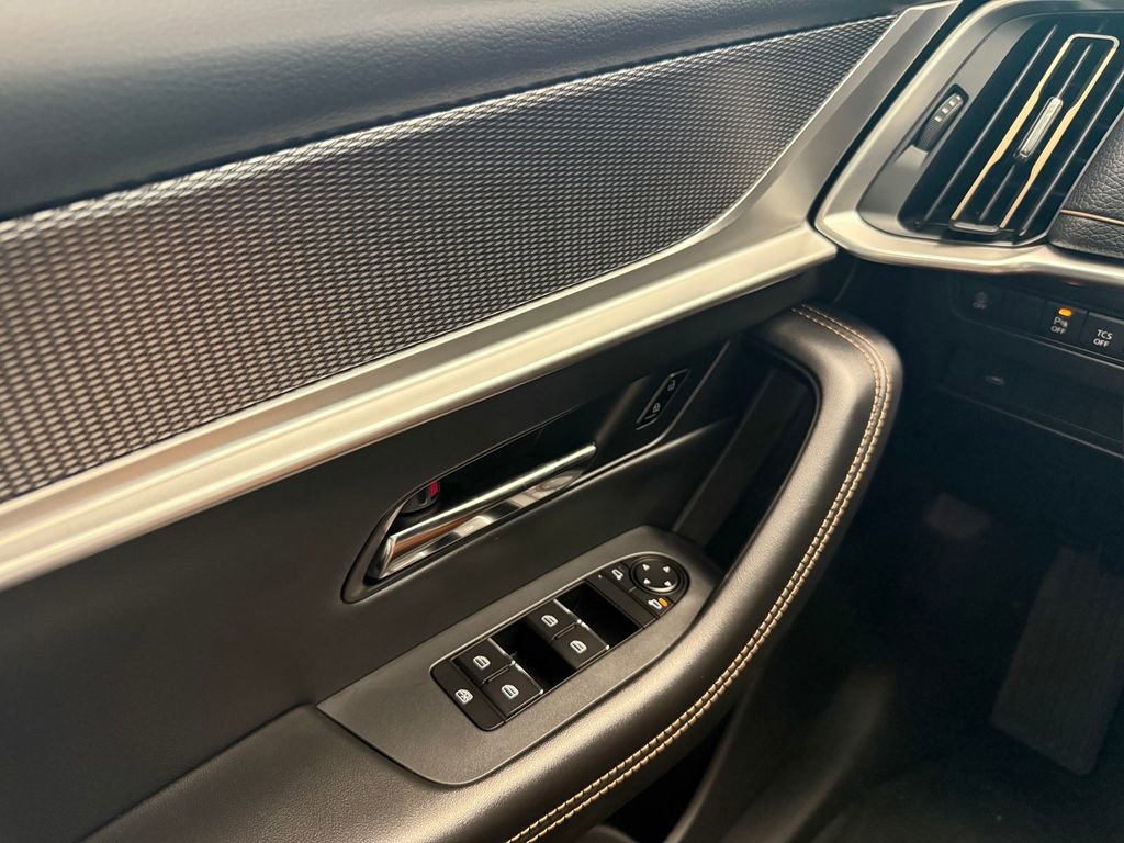 New 2025 MAZDA CX-90 Plug-In Hybrid w/ Preferred image 23