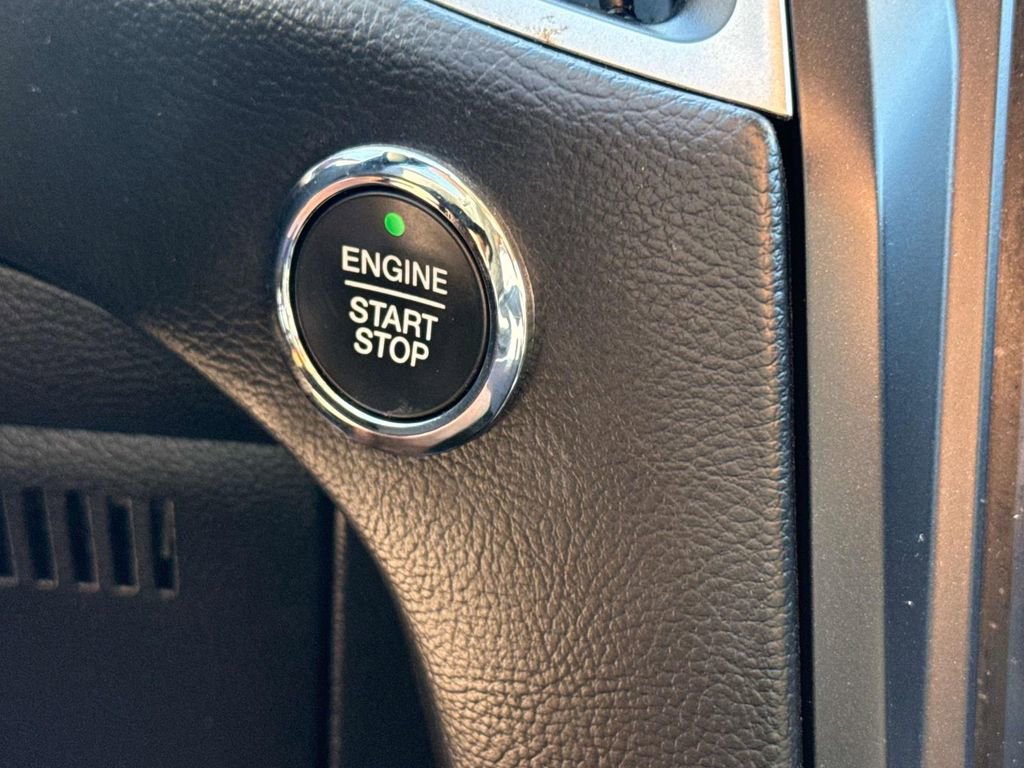 Used 2022 Ford Edge SEL AWD/4WD image 25