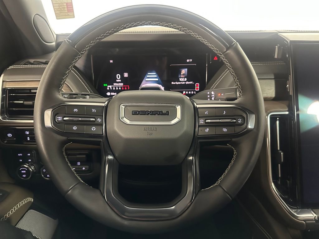 Used 2025 GMC Yukon XL Denali Ultimate image 11