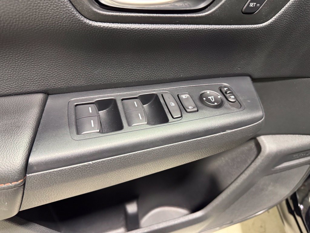Used 2026 Honda CR-V Sport-L image 16