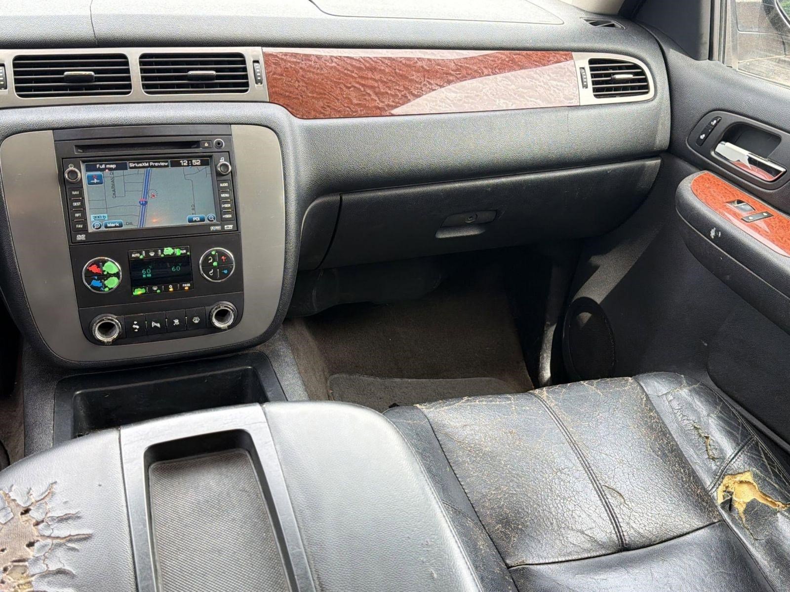 Used 2008 GMC Yukon XL SLT RWD image 25