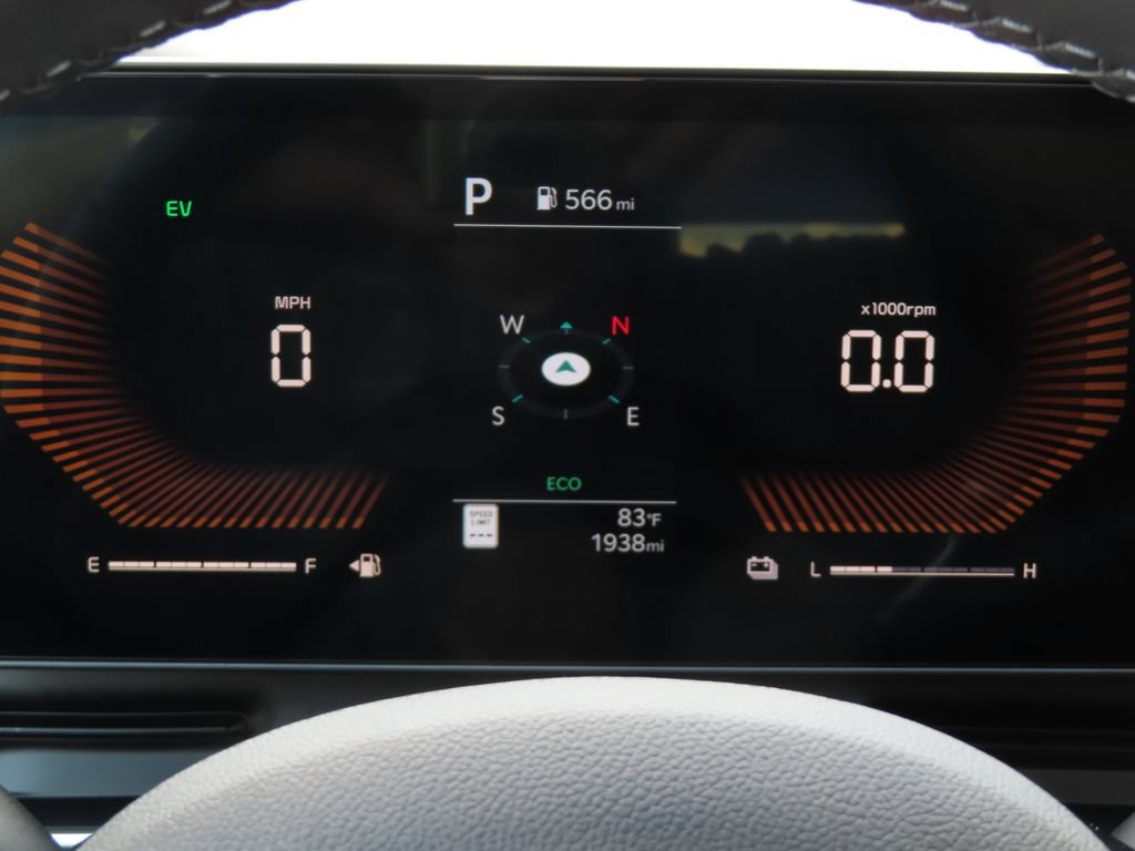 Certified 2026 Kia Carnival EX FWD image 26