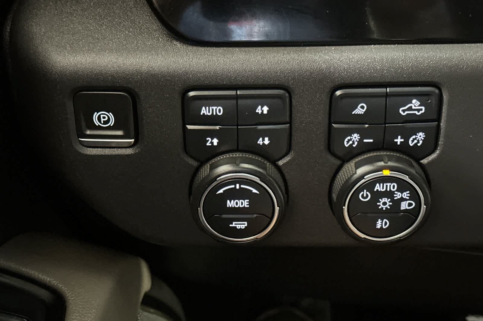 Used 2023 Chevrolet Silverado 1500 ZR2 AWD/4WD image 30