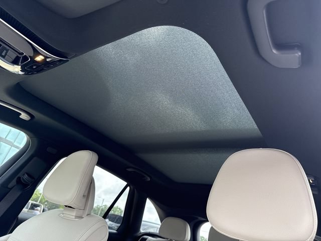 New 2025 Mercedes-Benz GLC 300 4MATIC image 21