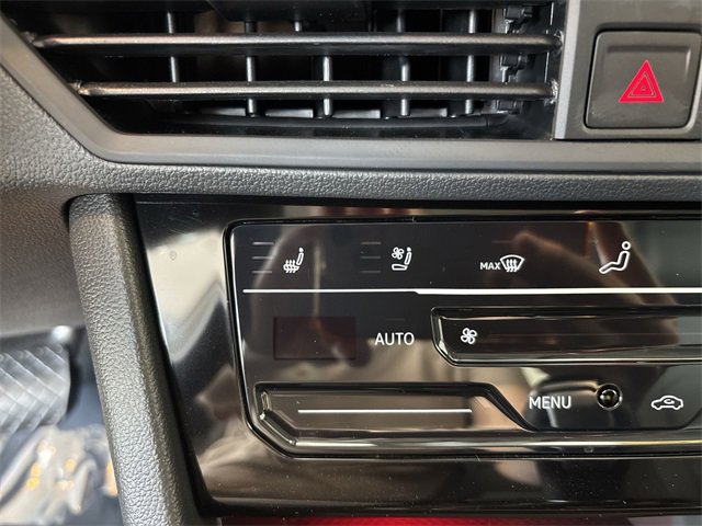 Used 2025 Volkswagen Jetta SEL image 31