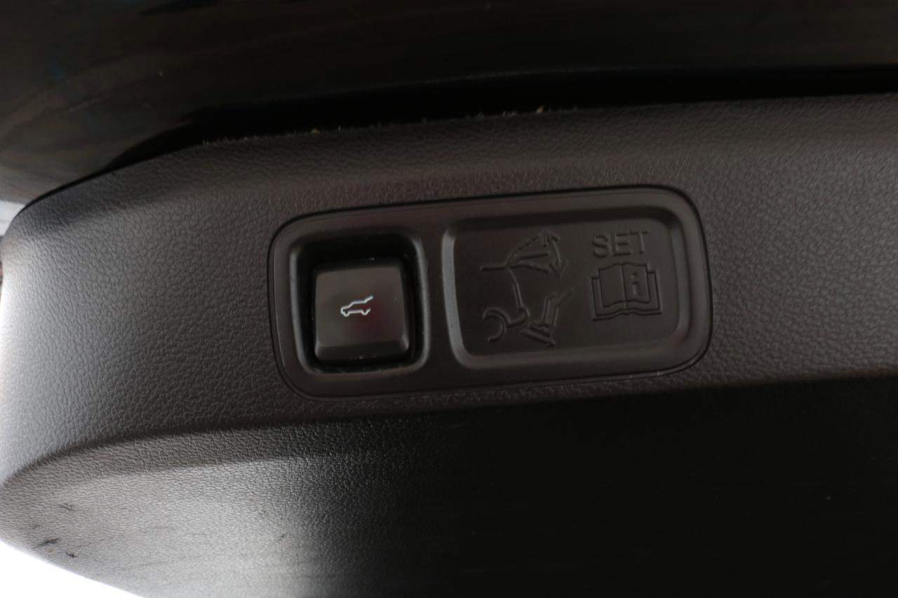 Used 2018 Ford Expedition Max Platinum image 49