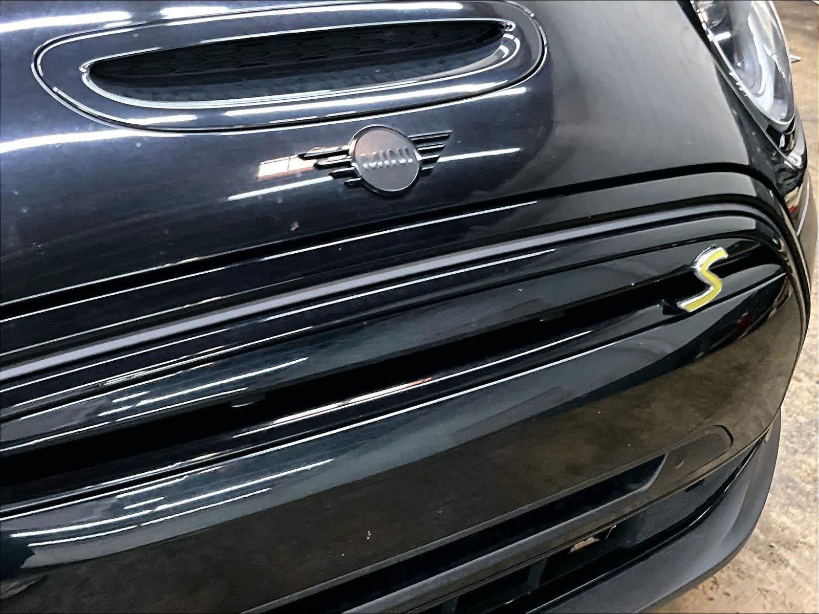 Used 2024 MINI Cooper SE FWD image 32
