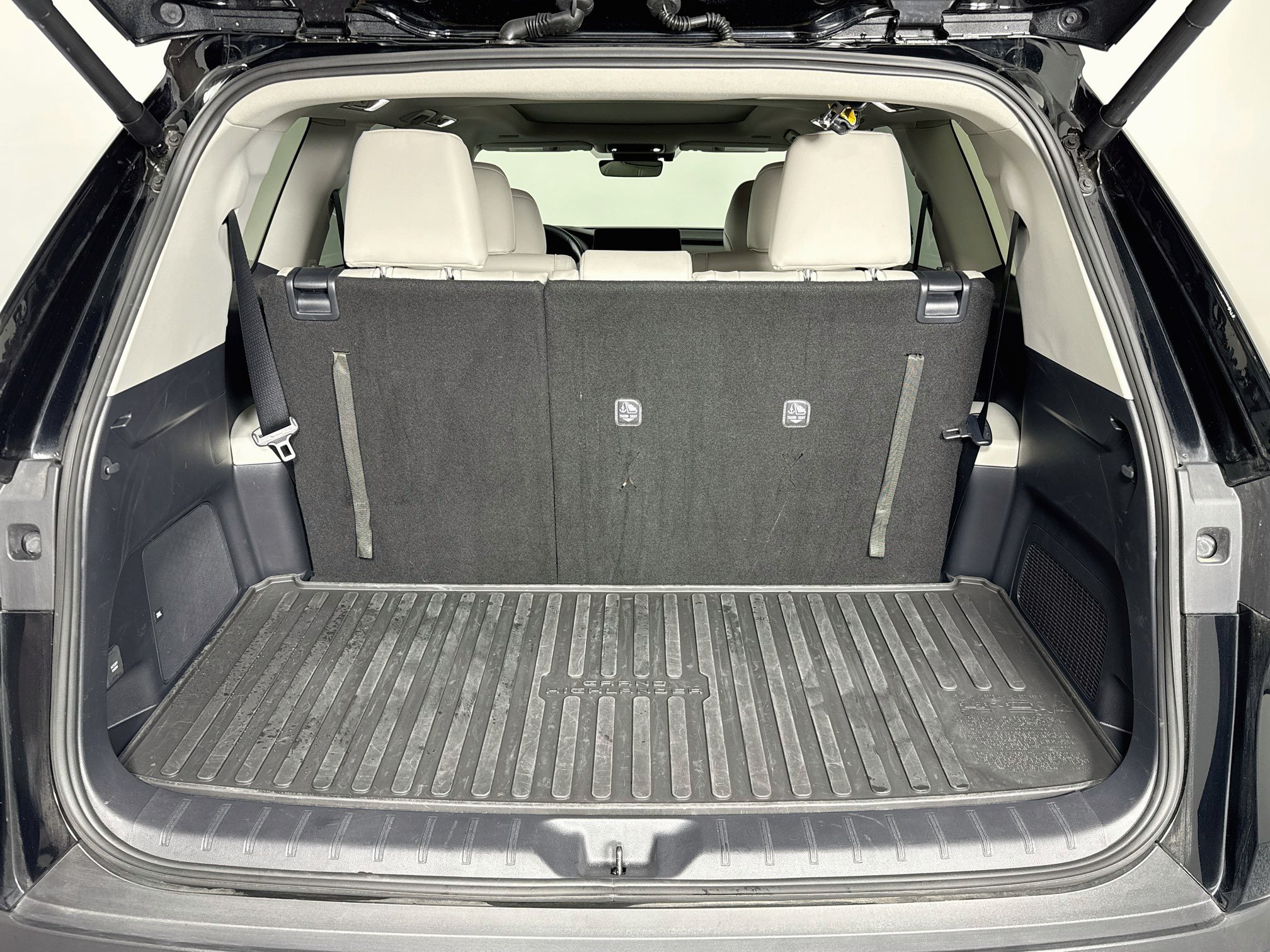 Used 2025 Toyota Grand Highlander AWD Hybrid image 27