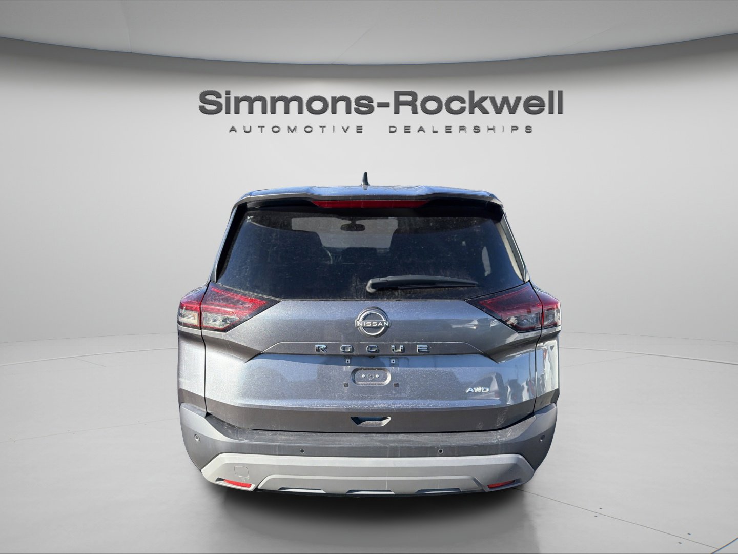 Used 2023 Nissan Rogue S image 6