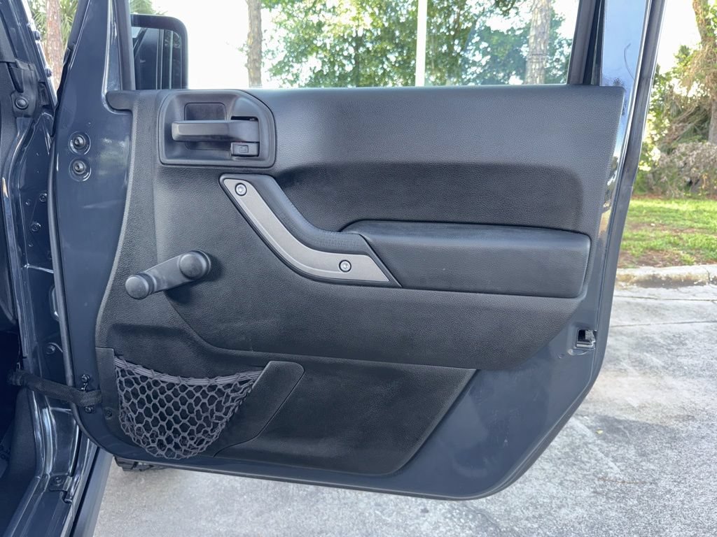 Used 2018 Jeep Wrangler Sport AWD/4WD image 42