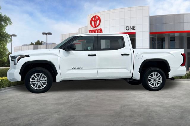 Certified 2025 Toyota Tundra SR5 AWD/4WD image 9