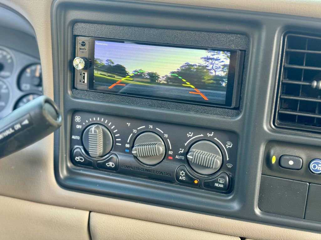 Used 2002 Chevrolet Tahoe LT AWD/4WD image 13