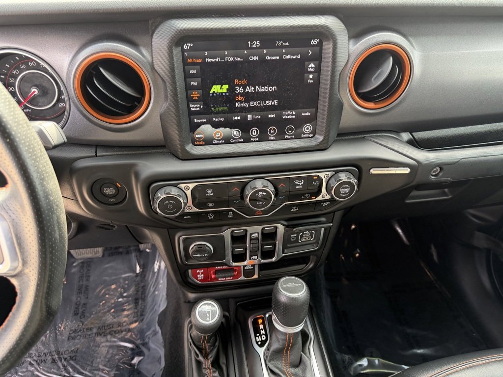 Used 2022 Jeep Gladiator Mojave w/ Trailer Tow Package image 20